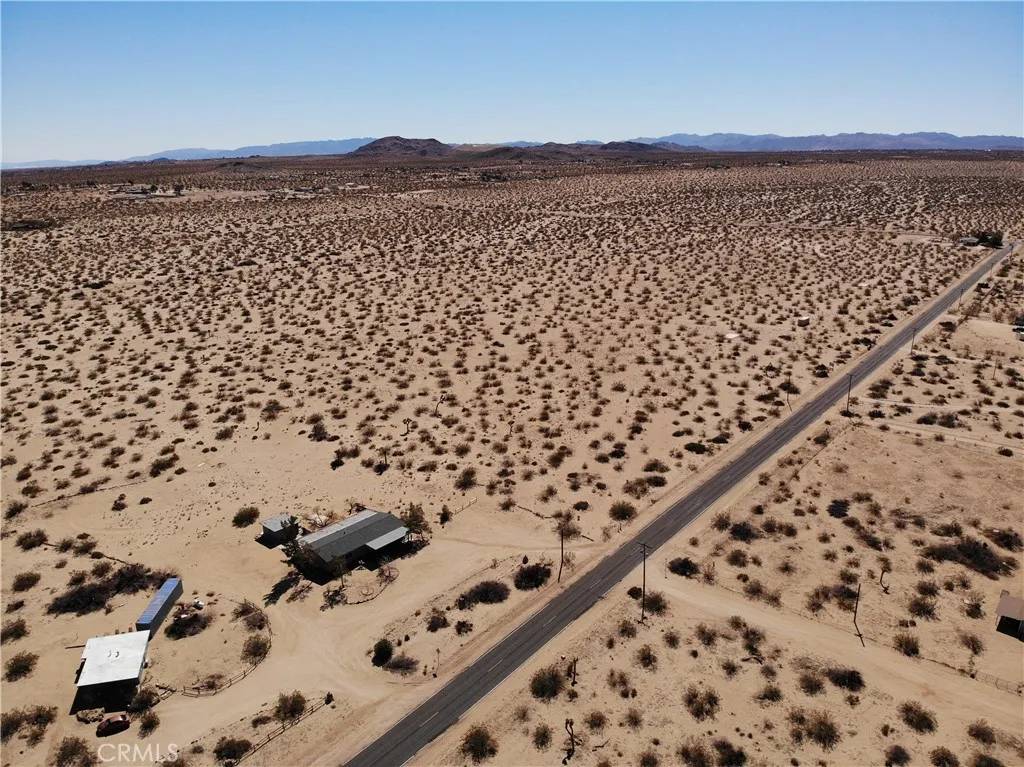 Landers, CA 92285,1153 Belfield