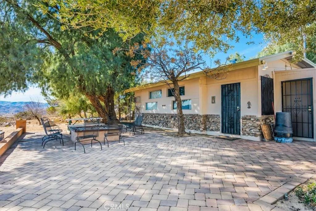 Joshua Tree, CA 92252,3961 Avenida Del Sol