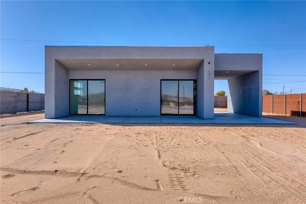 Joshua Tree, CA 92252,5090 1st Street East