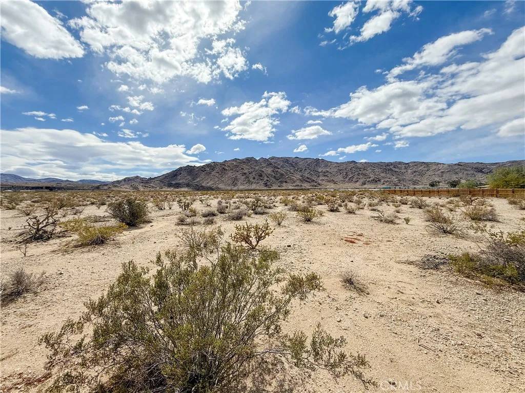 29 Palms, CA 92277,0 Sullivan