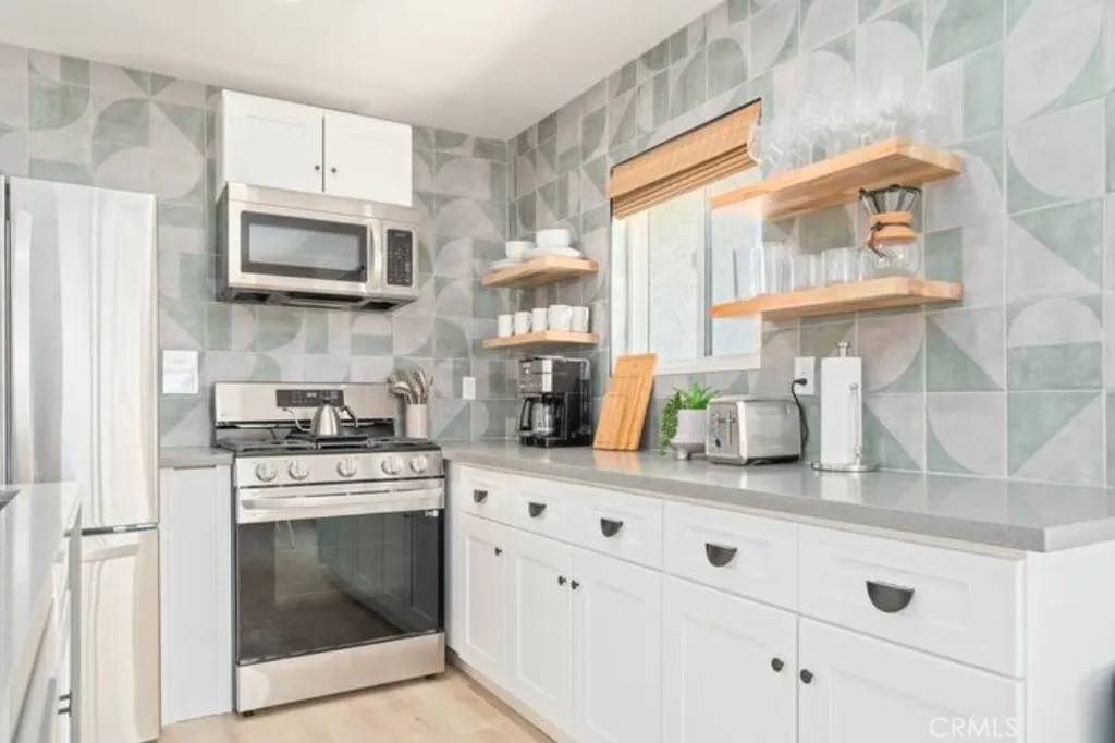 Joshua Tree, CA 92252,61938 Oleander Drive