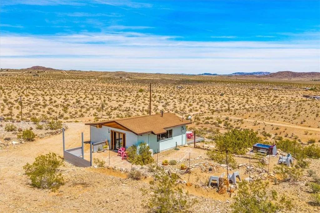 Joshua Tree, CA 92252,63465 Belmont Street