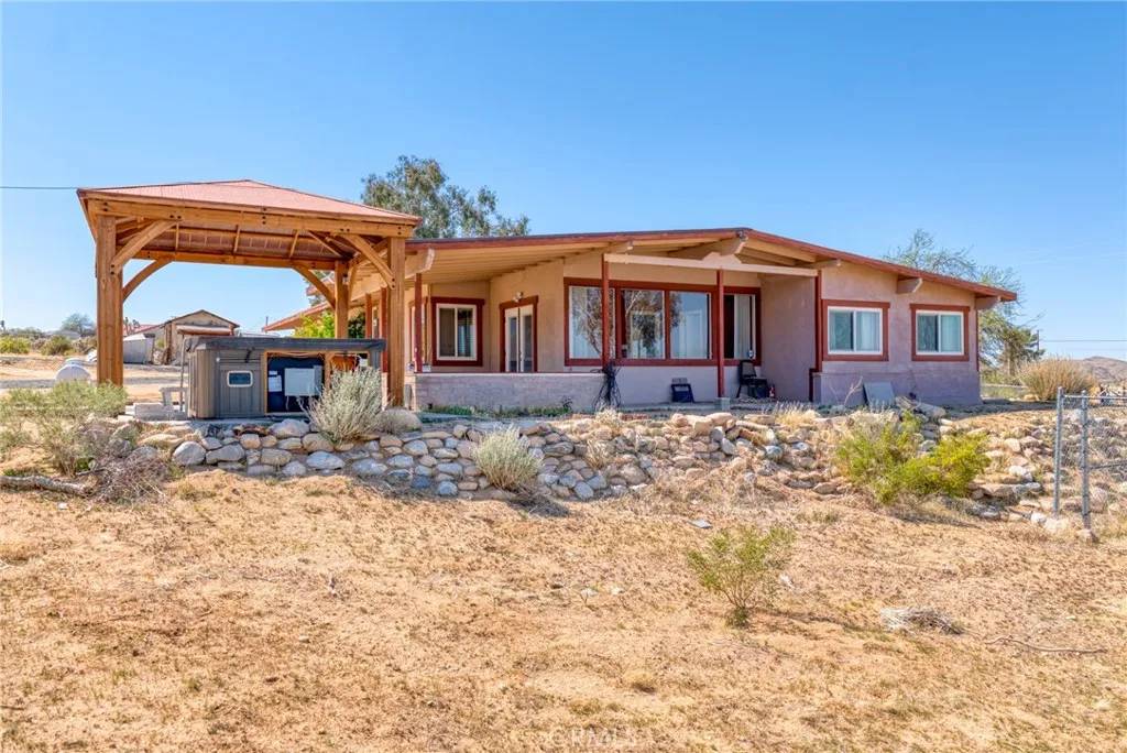 Joshua Tree, CA 92252,61375 Latham Trail