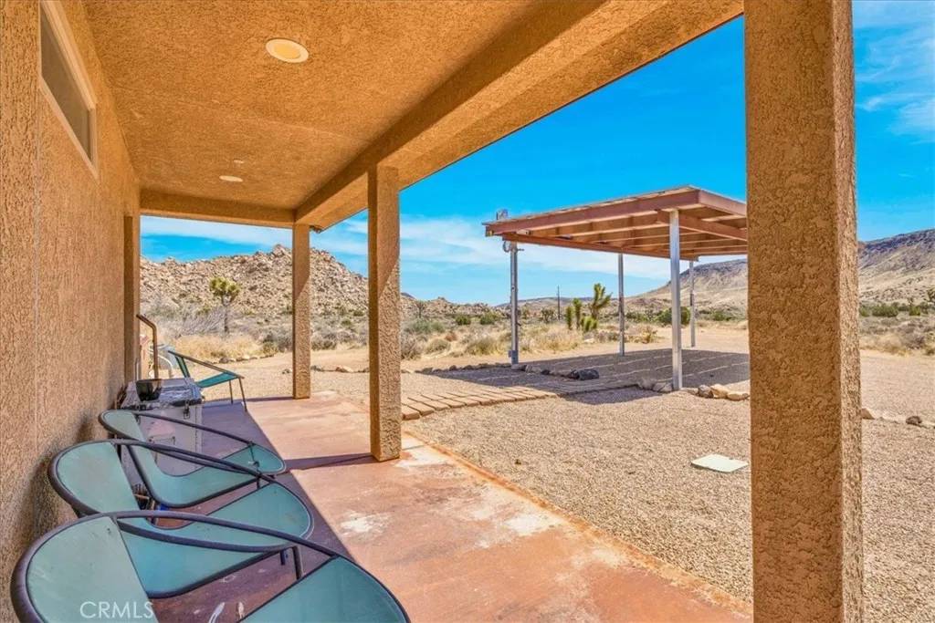 Pioneertown, CA 92268,53105 Chia Trail