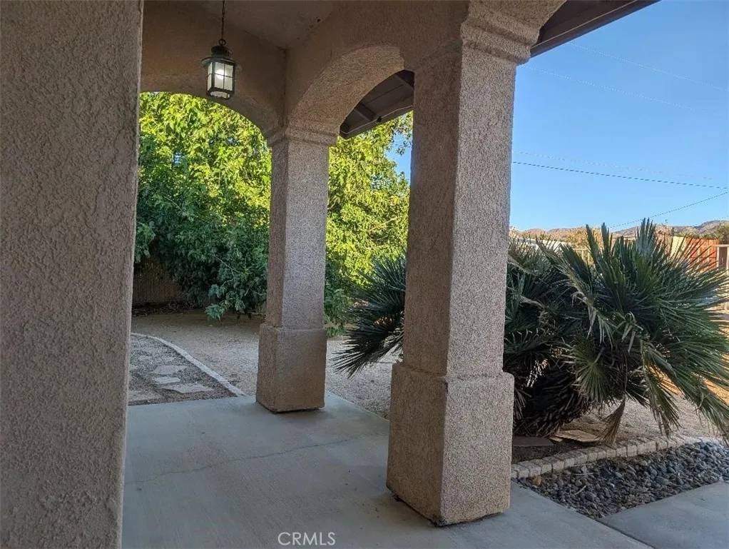 29 Palms, CA 92277,6691 Pine Spring Avenue