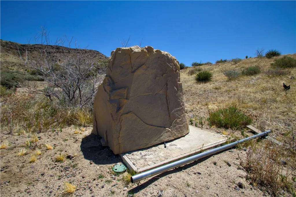 Pioneertown, CA 92268,5051 Chapparosa
