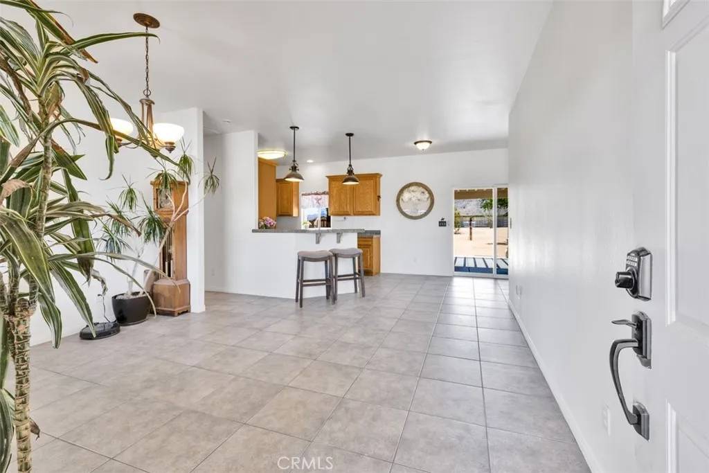 Joshua Tree, CA 92252,60849 Duvall Drive