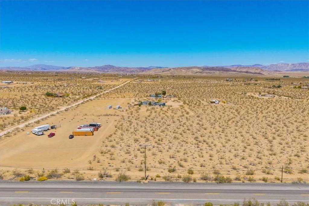 Landers, CA 92285,56764 Reche