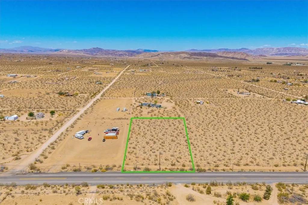 Landers, CA 92285,56764 Reche