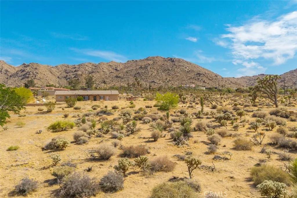 Joshua Tree, CA 92252,1234 Pueblo
