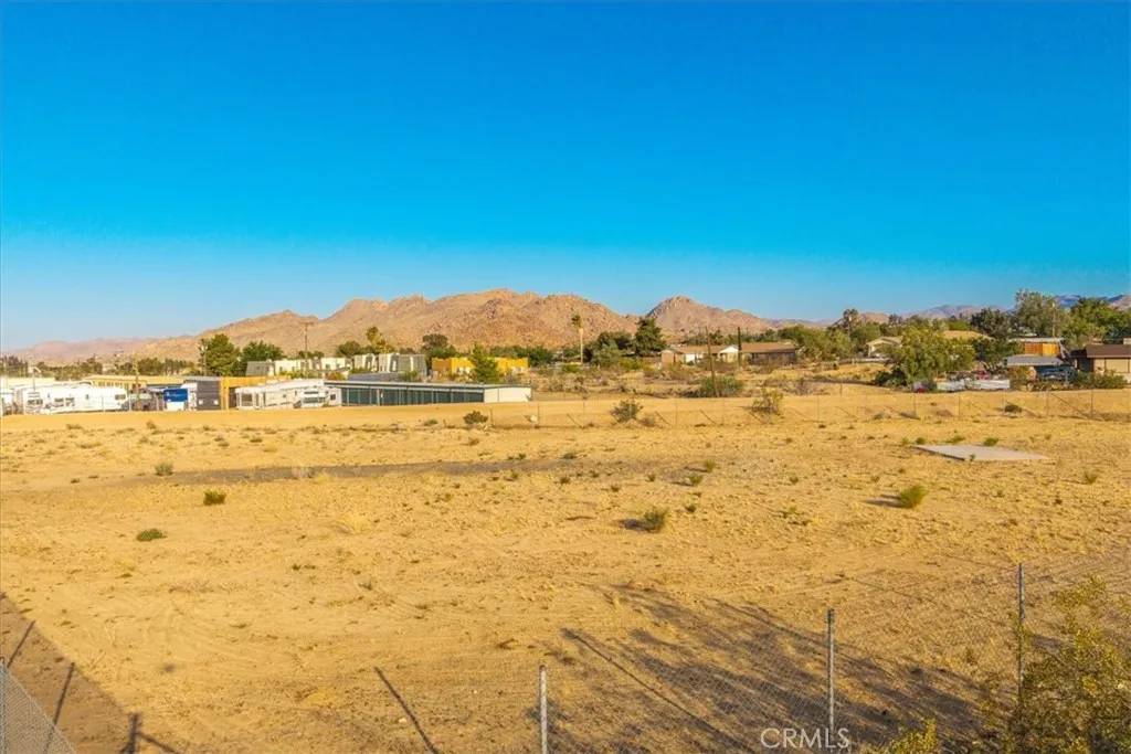 Joshua Tree, CA 92252,61461 Twentynine Palms