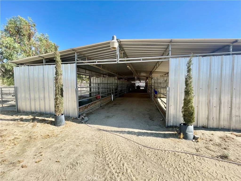 Morongo Valley, CA 92256,10731 Morongo Way