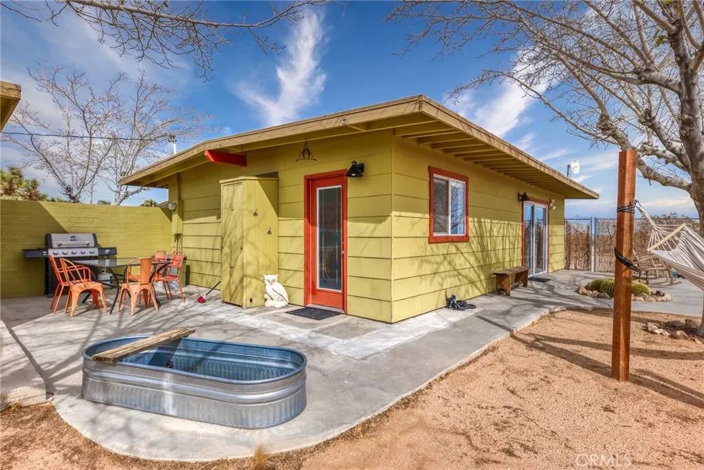 Joshua Tree, CA 92252,2654 Olympic Road
