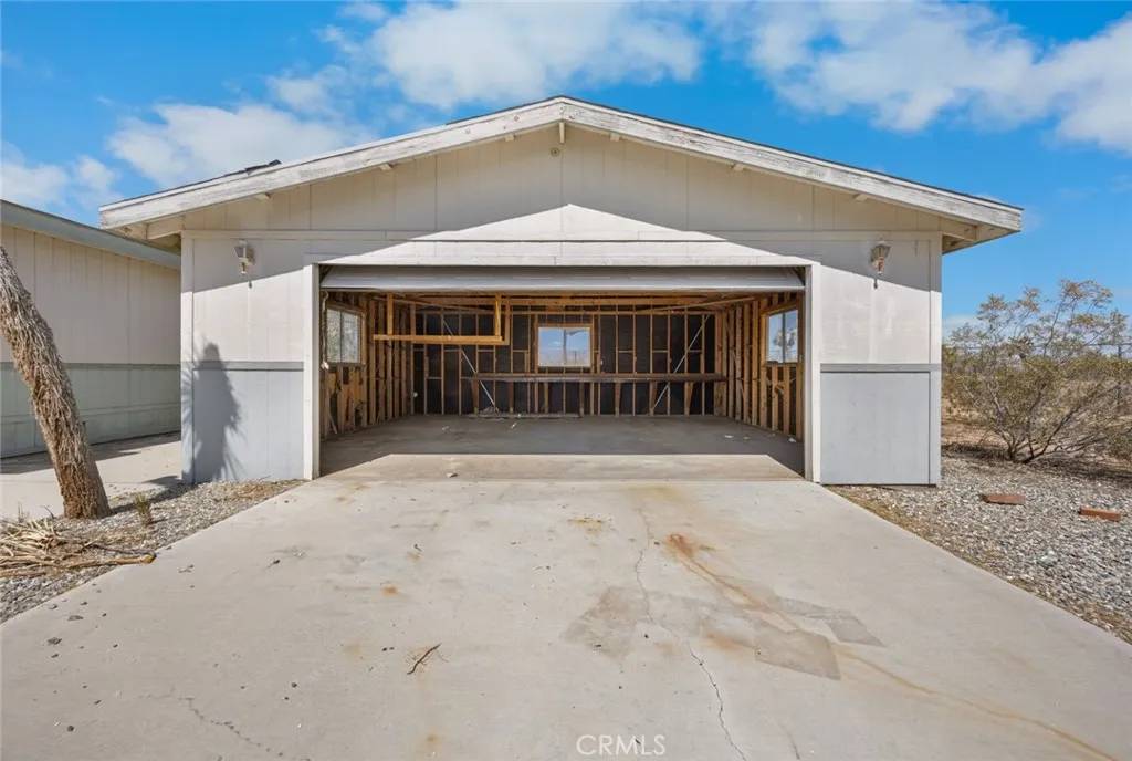 Landers, CA 92285,59125 Shayne Lane