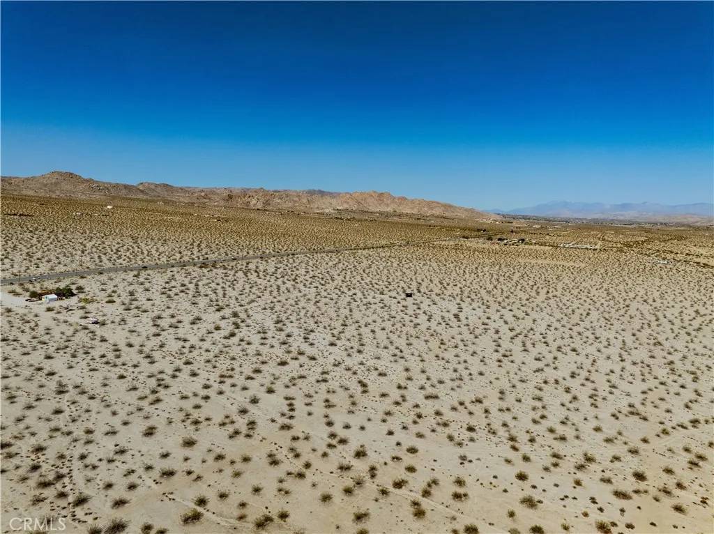Joshua Tree, CA 92252,60716 Twentynine Palms