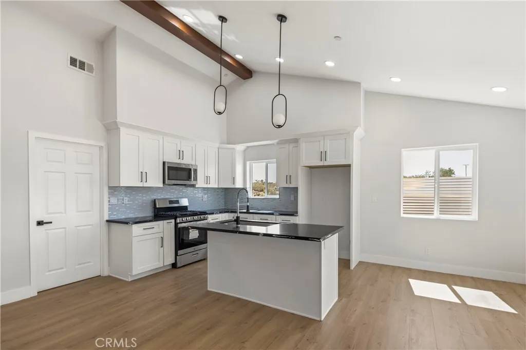 Yucca Valley, CA 92284,58424 Canterbury Street