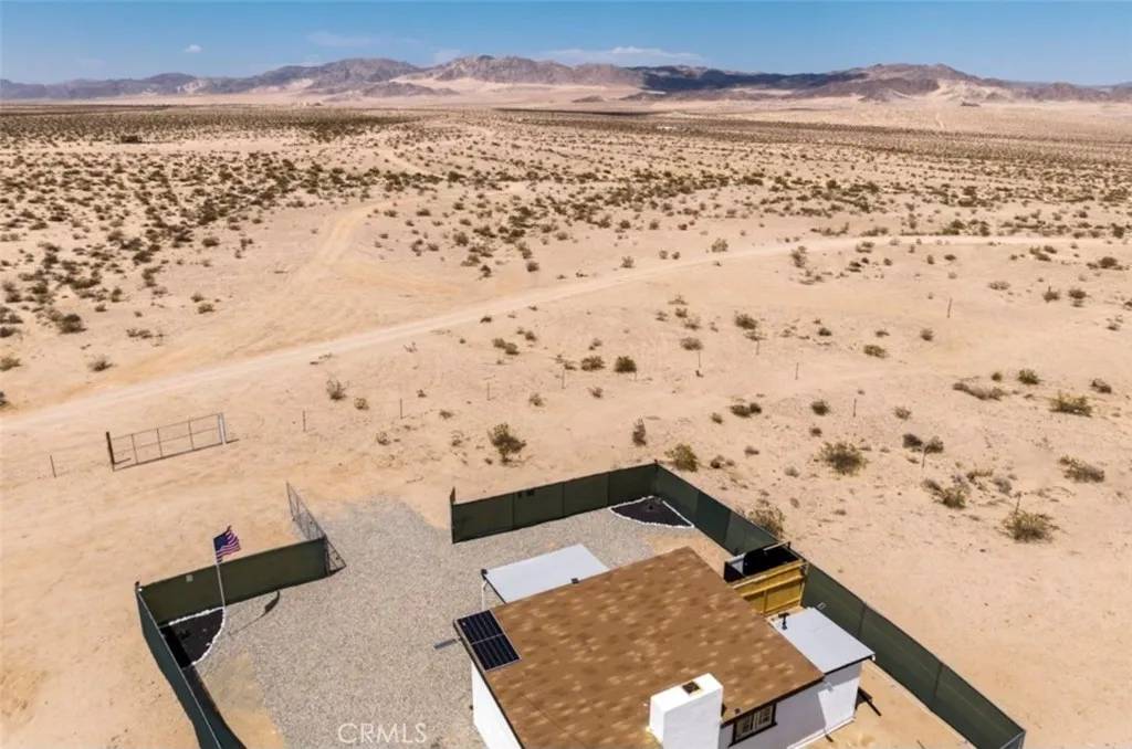 29 Palms, CA 92277,70755 Brant Crossing Road