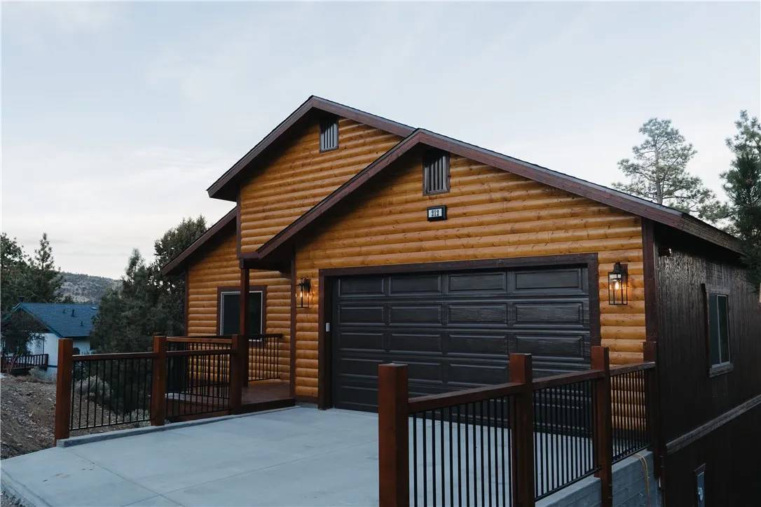 Big Bear City, CA 92314,212 Mann Drive