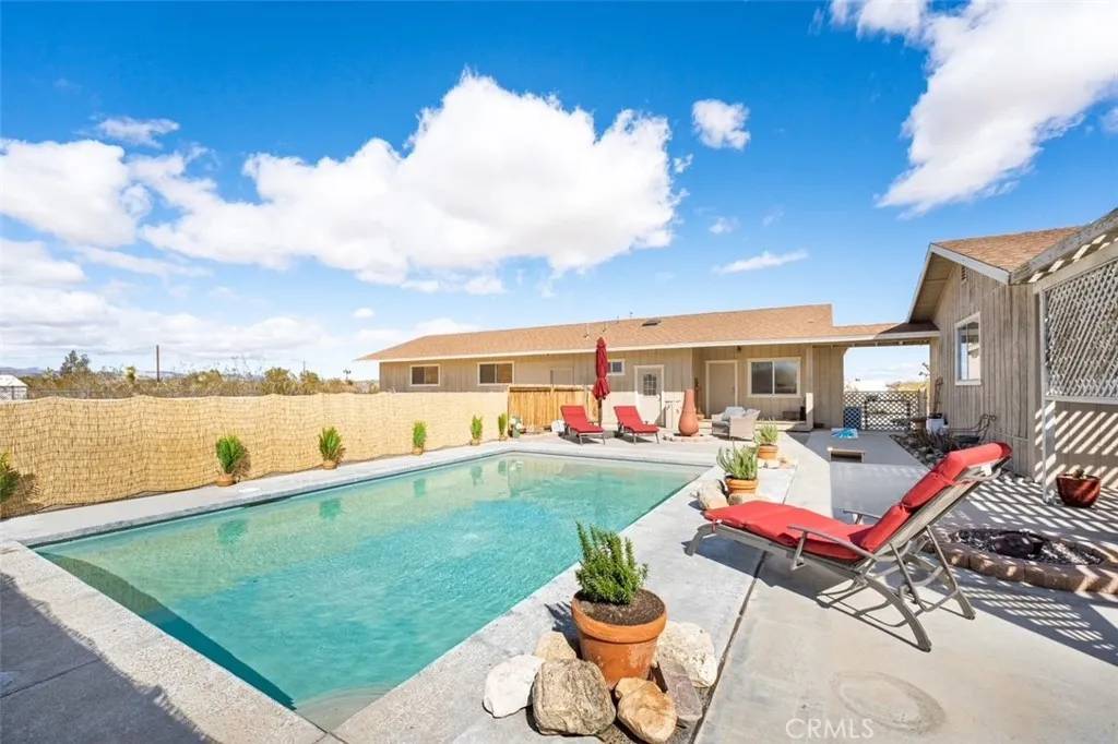 Yucca Valley, CA 92284,59582 Sunflower Drive