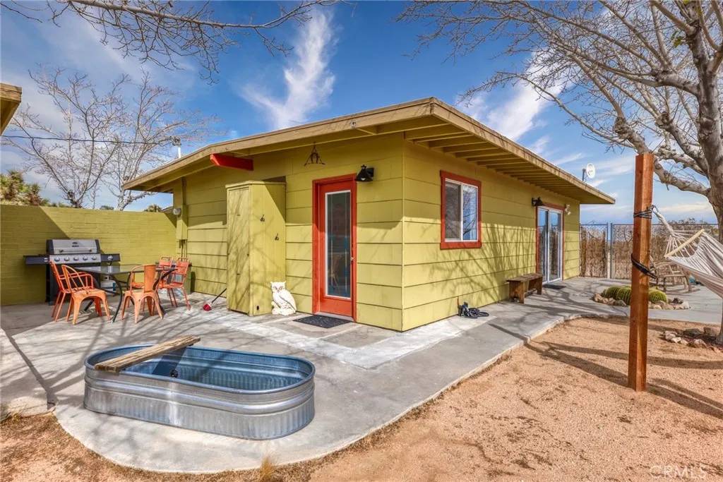 Joshua Tree, CA 92252,2654 Olympic Road