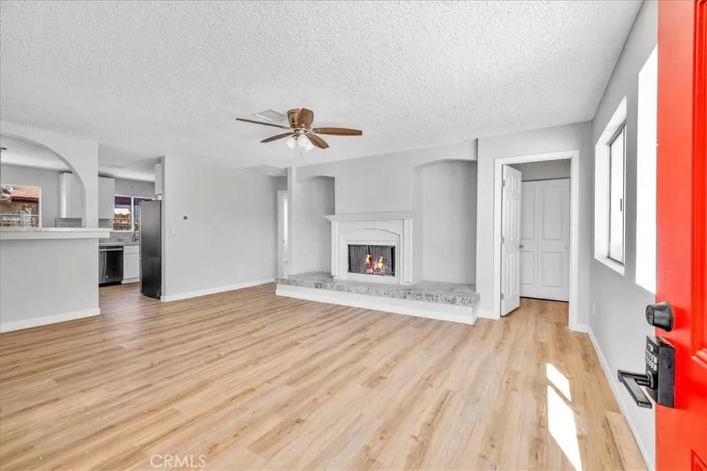 29 Palms, CA 92277,5355 Chia Avenue