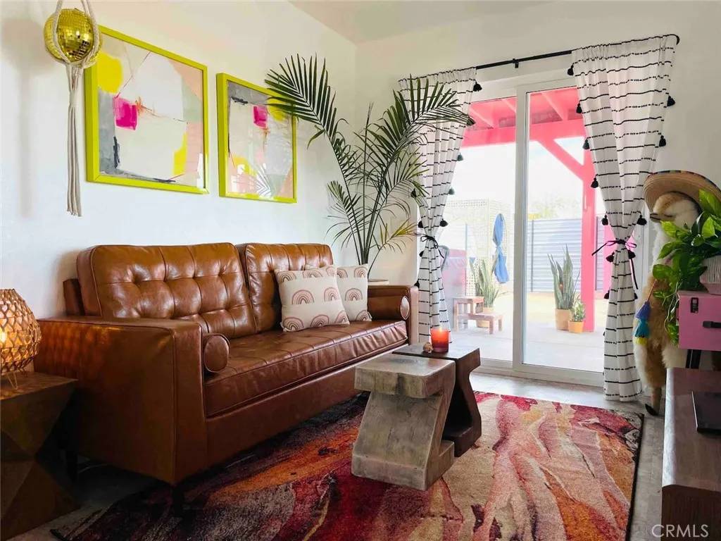 Landers, CA 92285,2884 Fortuna