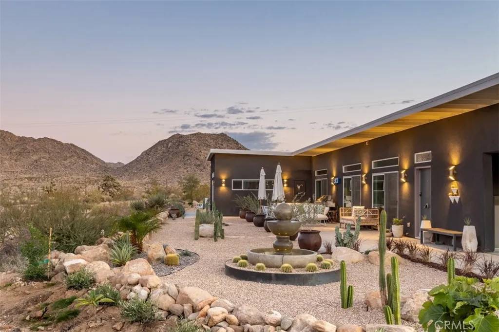 Joshua Tree, CA 92252,7802 Quail Springs