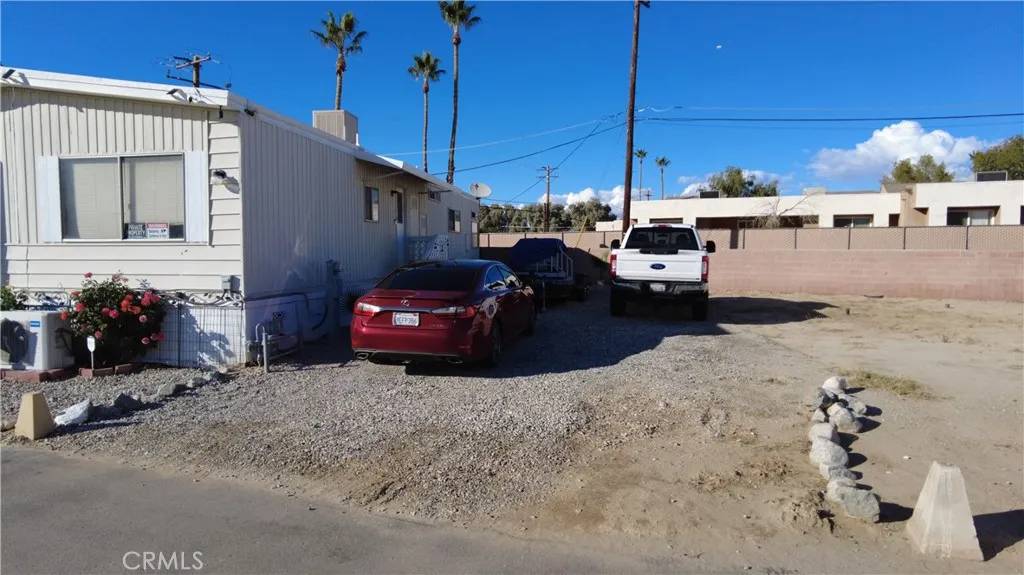 29 Palms, CA 92277,4561 Adobe #01