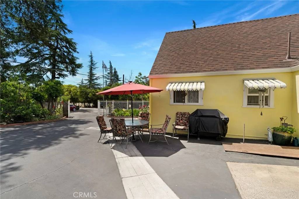 Nice, CA 95464,3838 Manzanita