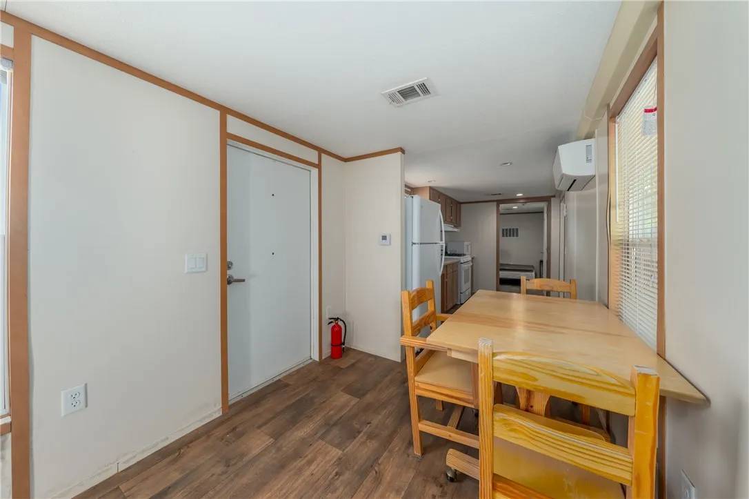 Lakeport, CA 95453,3555 Lakeshore #15