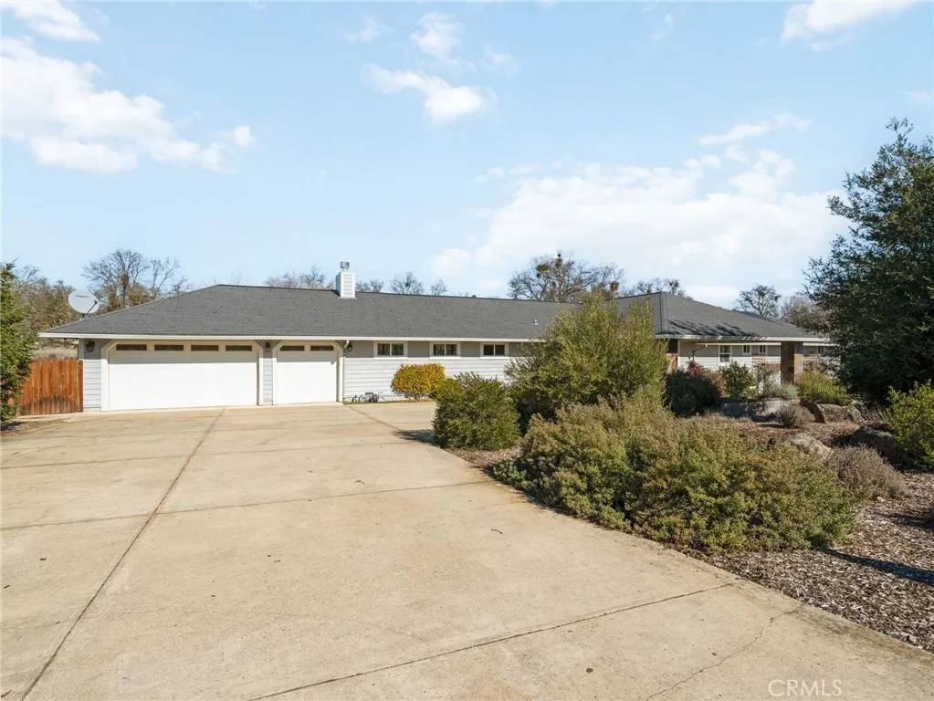Lakeport, CA 95453,1050 Oak Park Way