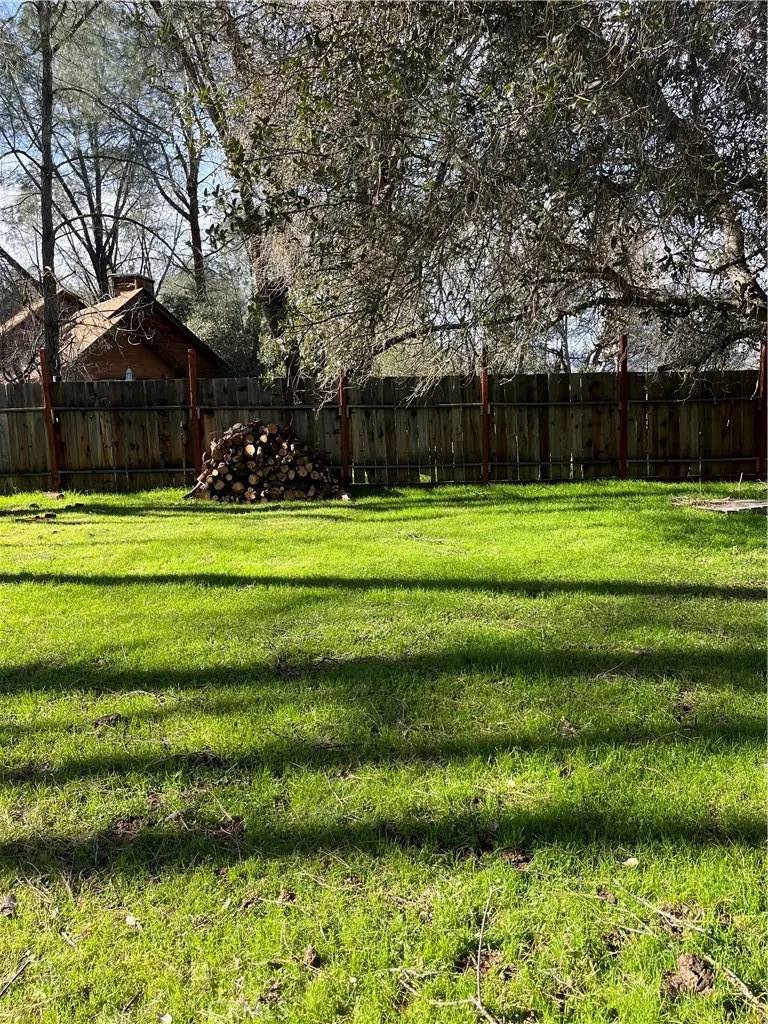 Clearlake Oaks, CA 95423,16730 Comanche