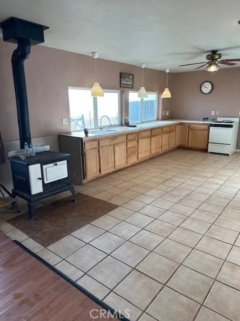 Clearlake Oaks, CA 95423,16646 E Highway 20