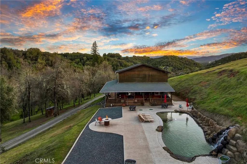 Lakeport, CA 95453,5963 Eickhoff Road