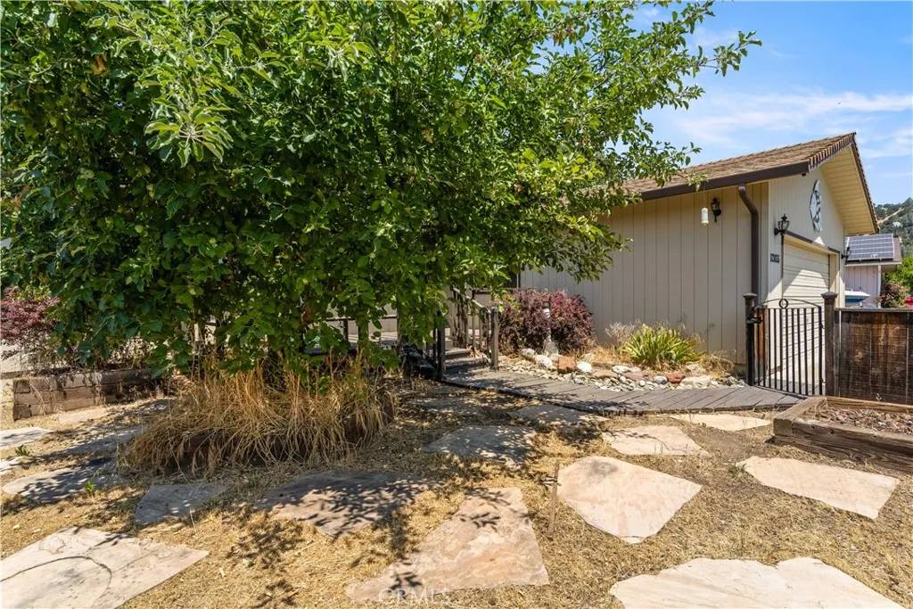 Clearlake Oaks, CA 95423,12855 Island Circle