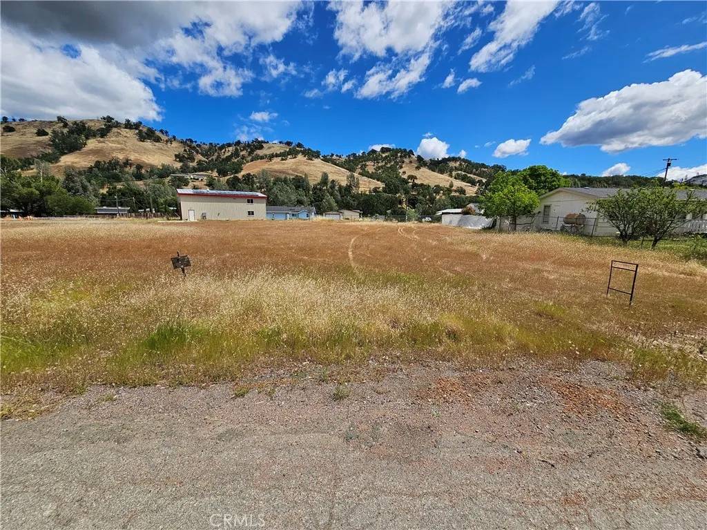 Clearlake Oaks, CA 95423,3144 Spring Valley