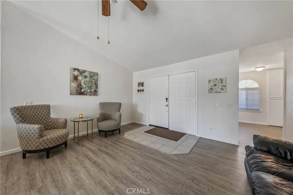 Clearlake Oaks, CA 95423,421 Lake Street