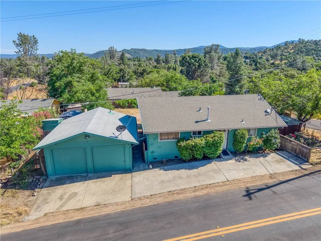 Clearlake, CA 95422,3206 4th Street
