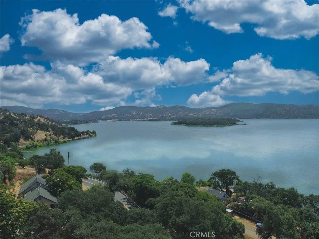 Clearlake Oaks, CA 95423,11579 Widgeon Way