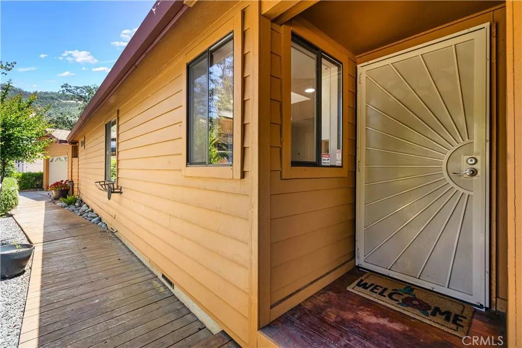 Lucerne, CA 95458,2841 Bender