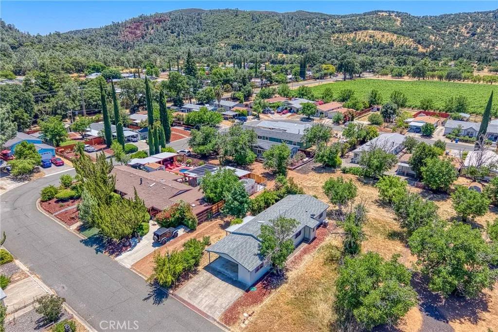 Clearlake Oaks, CA 95423,13937 Chestnut Lane