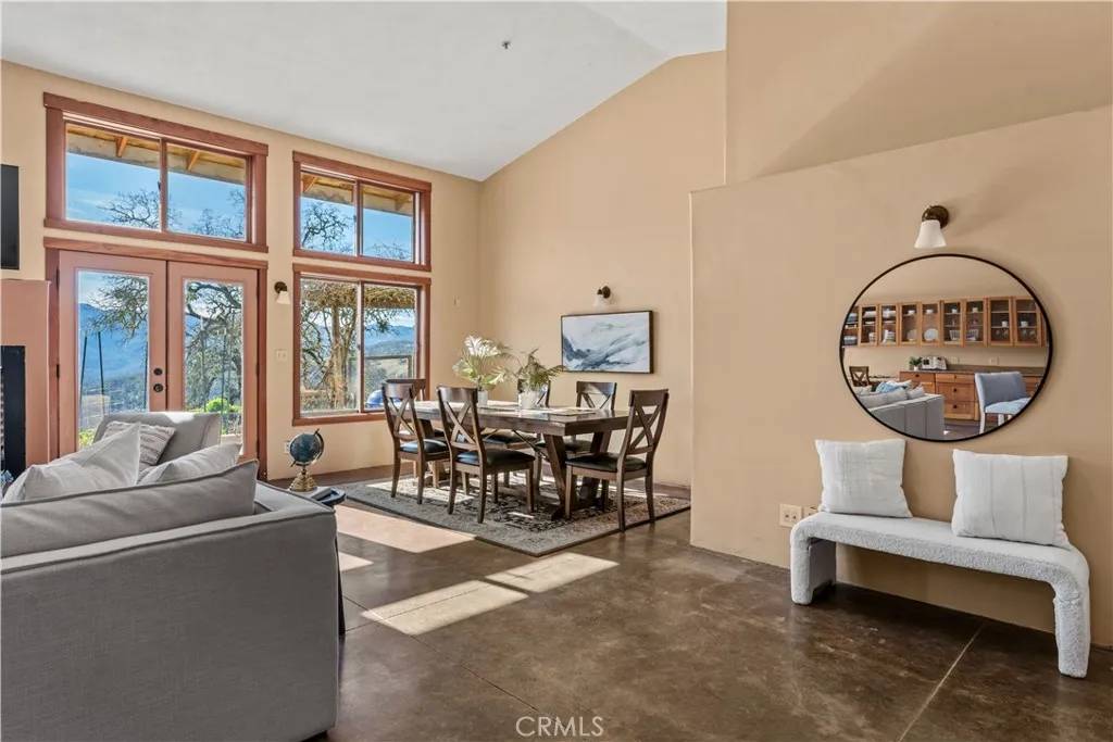 Ukiah, CA 95482,4300 Young Creek Road