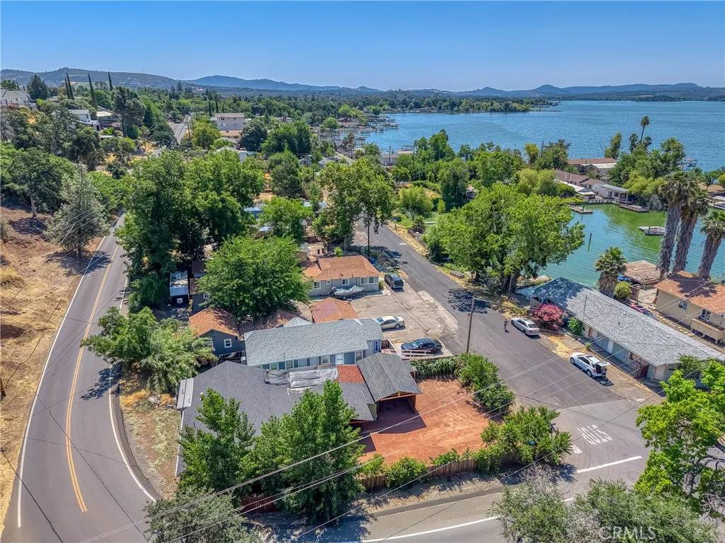 Clearlake, CA 95422,13510 Lower Lakeshore Drive