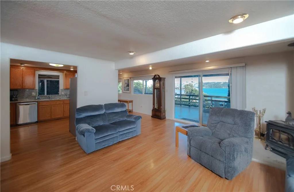 Clearlake Oaks, CA 95423,11802 E Highway 20