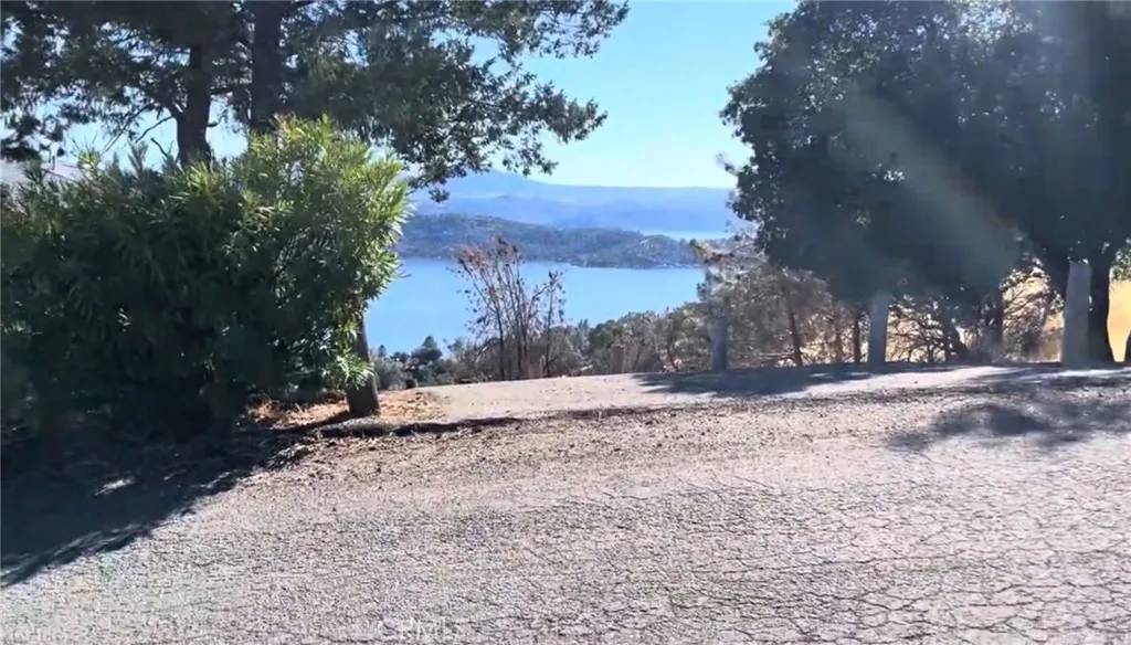 Clearlake Oaks, CA 95423,12170 Cerrito