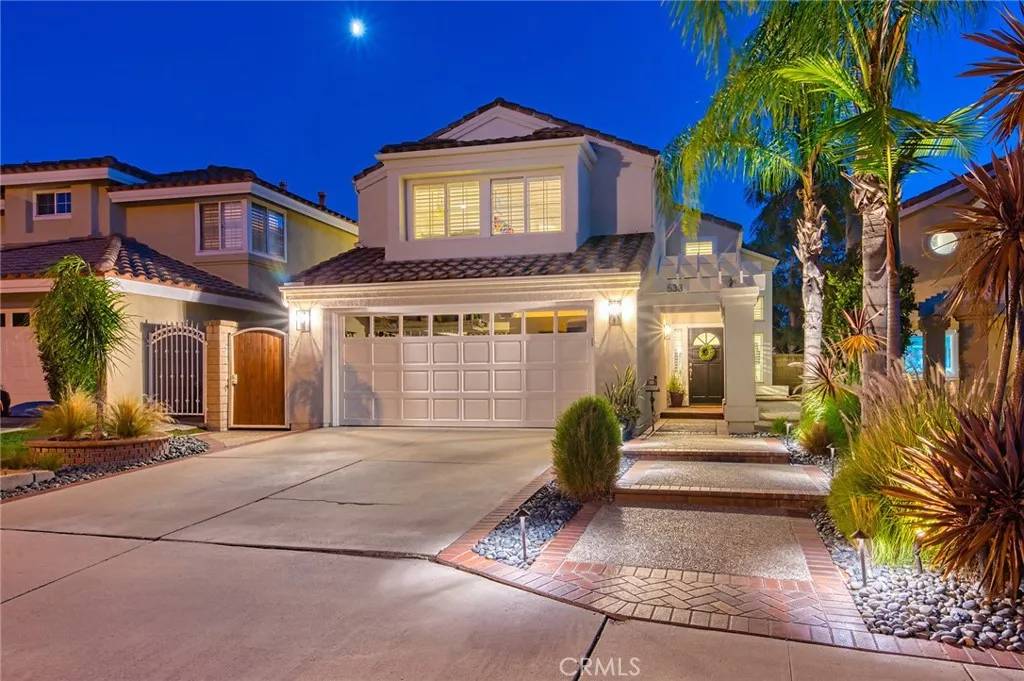 Anaheim Hills, CA 92808,533 S Hibiscus Way