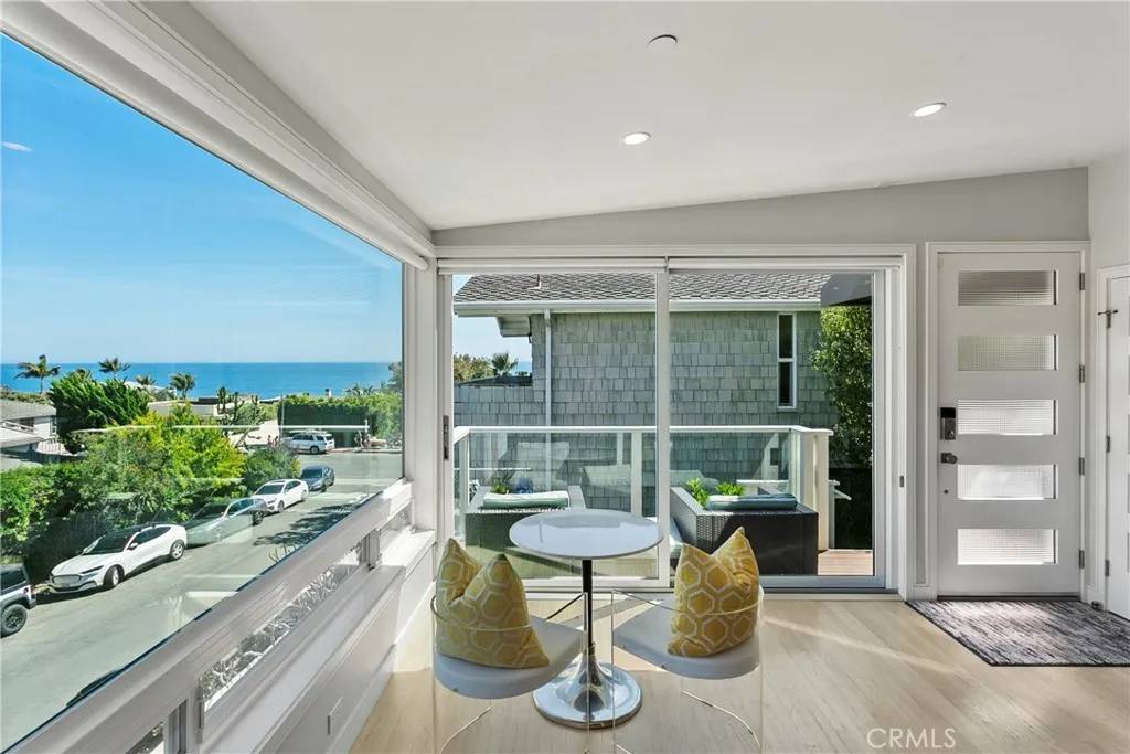 Laguna Beach, CA 92651,166 Fairview Street
