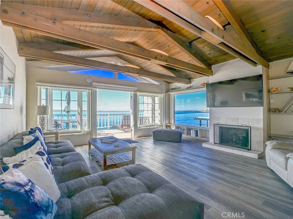 Laguna Beach, CA 92651,1021 Gaviota Drive