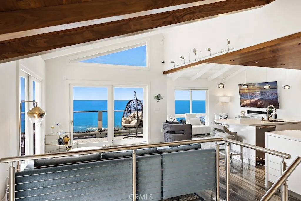 Laguna Beach, CA 92651,21675 Ocean Vista Drive #28