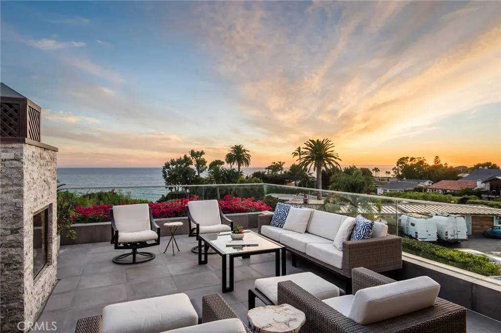 Laguna Beach, CA 92651,738 Cliff Drive